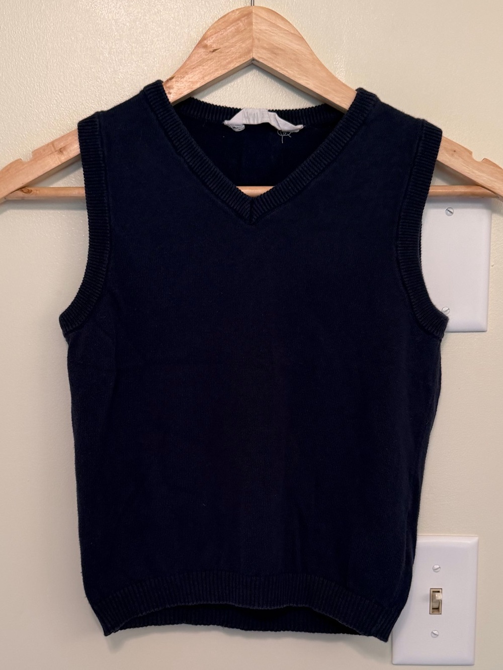 H&M Navy V-Neck Sleeveless Knit Sweater Vest